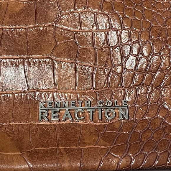 Purse - Picture 2 of 2